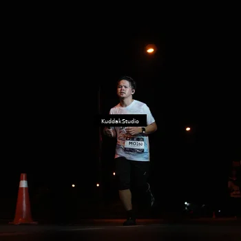 Runner Photo 7843415