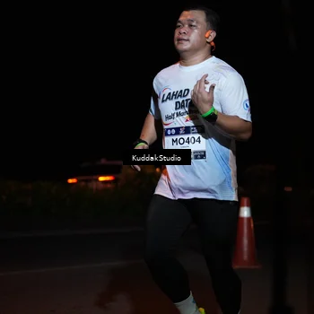Runner Photo 7843505