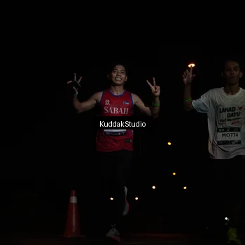 Runner Photo 7843587