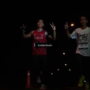 Runner Photo 7843595