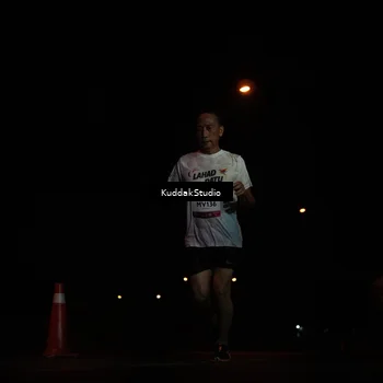 Runner Photo 7843625