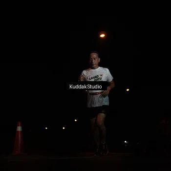 Runner Photo 7843635