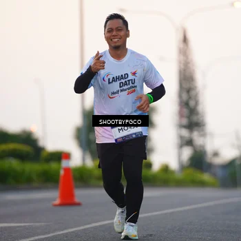 Runner Photo 7843736