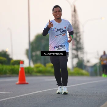 Runner Photo 7843750