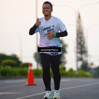 Runner Photo 7843763