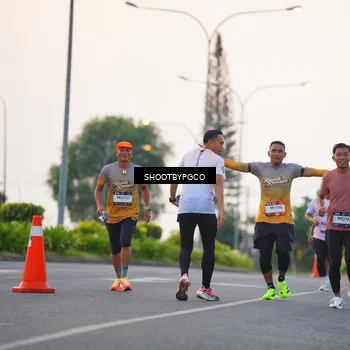 Runner Photo 7843809
