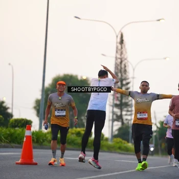 Runner Photo 7843859
