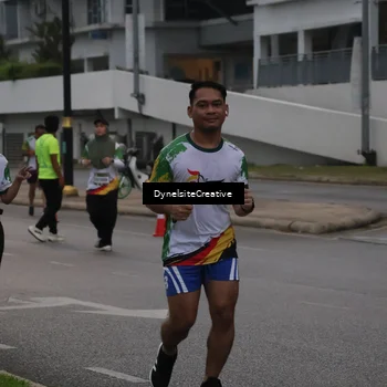 Runner Photo 7843944