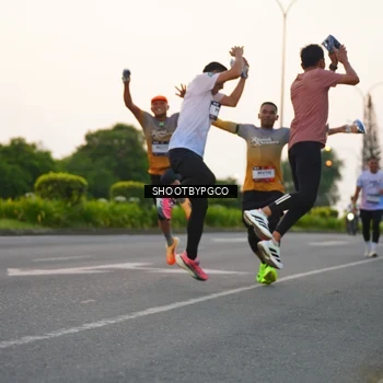 Runner Photo 7843967