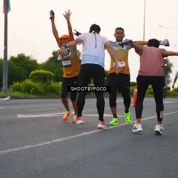 Runner Photo 7843969