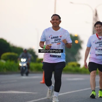 Runner Photo 7843988