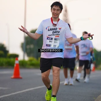 Runner Photo 7844012