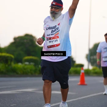 Runner Photo 7844027