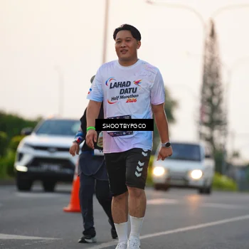 Runner Photo 7844041