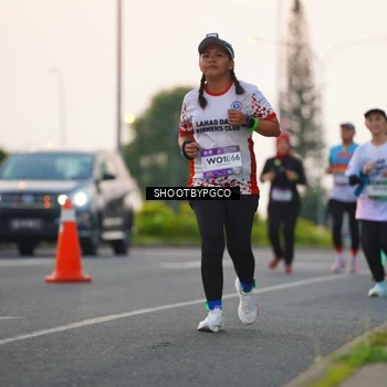 Runner Photo 7844054
