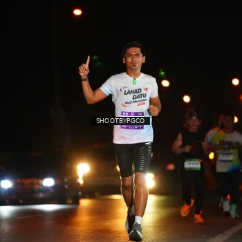 Runner Photo 7844067