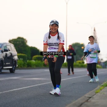 Runner Photo 7844071