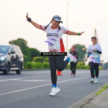 Runner Photo 7844076
