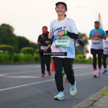 Runner Photo 7844080