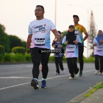 Runner Photo 7844130