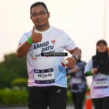 Runner Photo 7844150