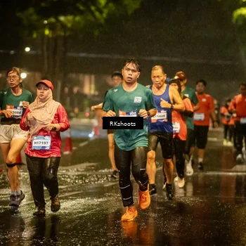 Runner Photo 7844196