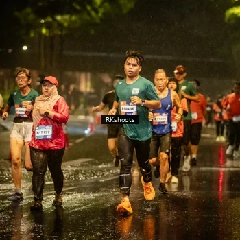 Runner Photo 7844211