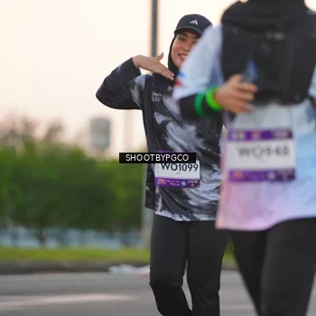Runner Photo 7844231