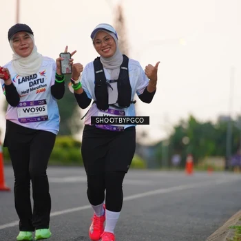 Runner Photo 7844272
