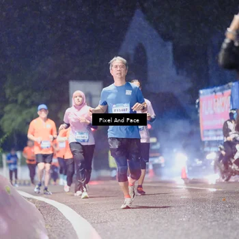 Runner Photo 7844421