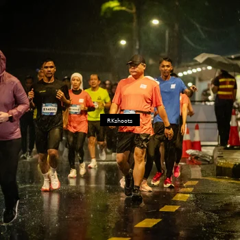 Runner Photo 7844511