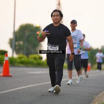 Runner Photo 7844533
