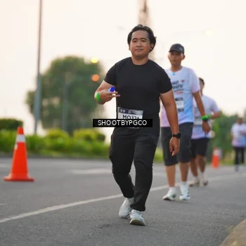 Runner Photo 7844534