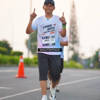 Runner Photo 7844562