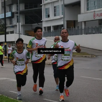 Runner Photo 7844588