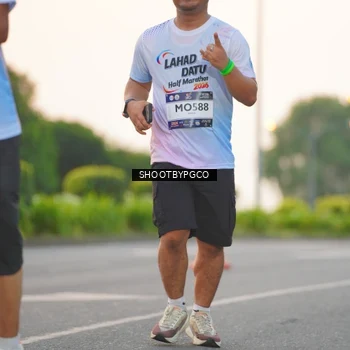 Runner Photo 7844609