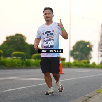 Runner Photo 7844636