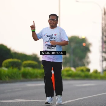 Runner Photo 7844665