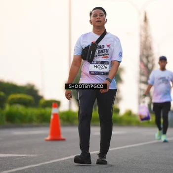 Runner Photo 7844671