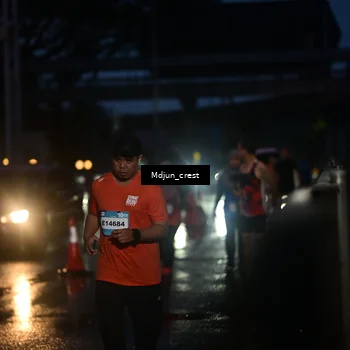 Runner Photo 7844862