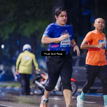 Runner Photo 7844869