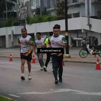 Runner Photo 7845016