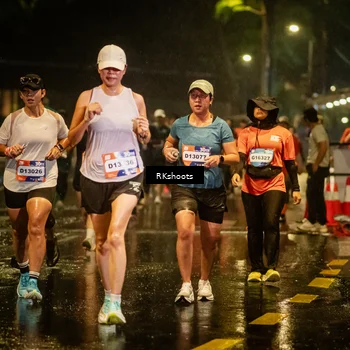 Runner Photo 7845021