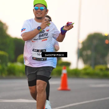 Runner Photo 7845038