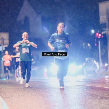 Runner Photo 7845143
