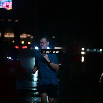 Runner Photo 7845153