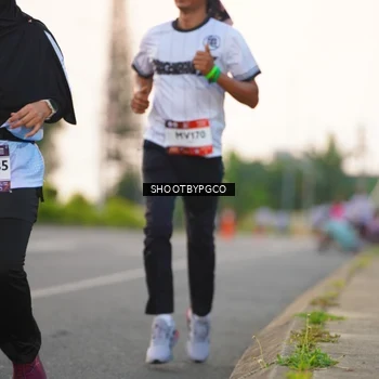 Runner Photo 7845198