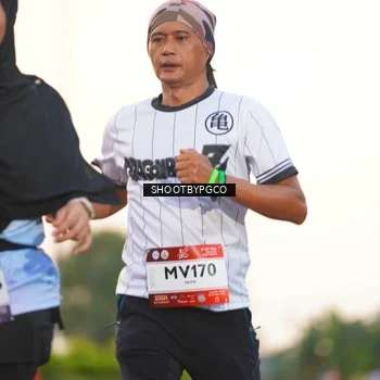 Runner Photo 7845209