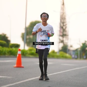 Runner Photo 7845237