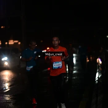 Runner Photo 7845242